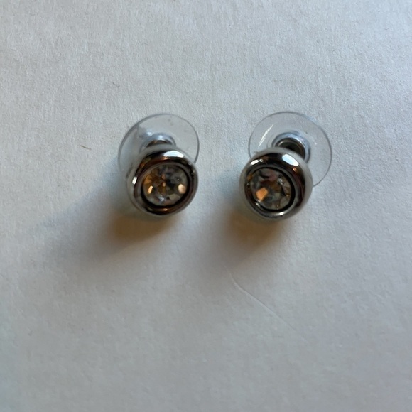Elegant Silver Stud Earrings with Faux Diamonds - Picture 4 of 4